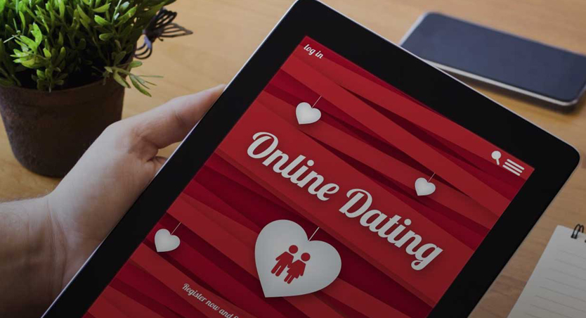 How Can You Connect with Girls on Dating Website?